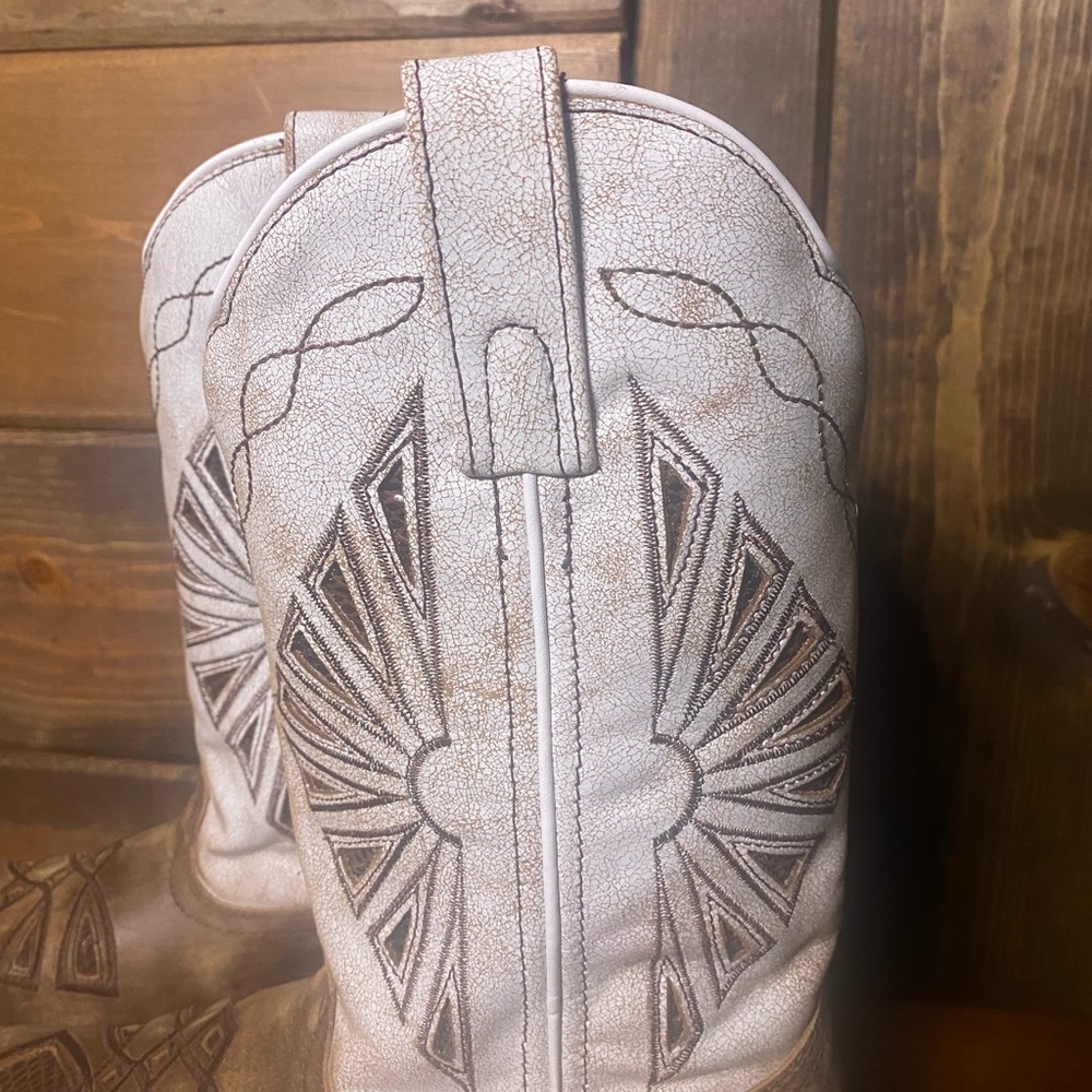 GORGEOUS Laredo Leather Square toe Cowboy Boots ! Size 9.5 Rare Color/Style ! - Picture 6 of 16